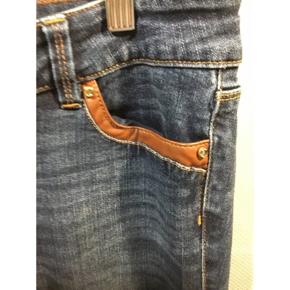 White House/Black Market Size 4 Skimmer - Picture 2 of 12